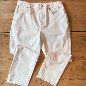 Madewell White High-Rise Slim Cropped Boyfriend Jean  with fray opening classic